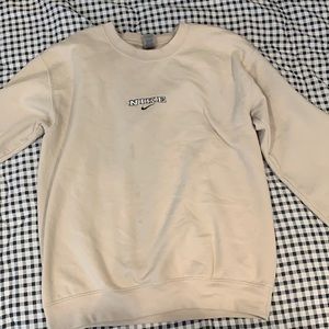 Nike crewneck